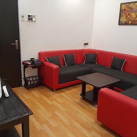 Le Leisure Hotel Prayagraj Exterior photo